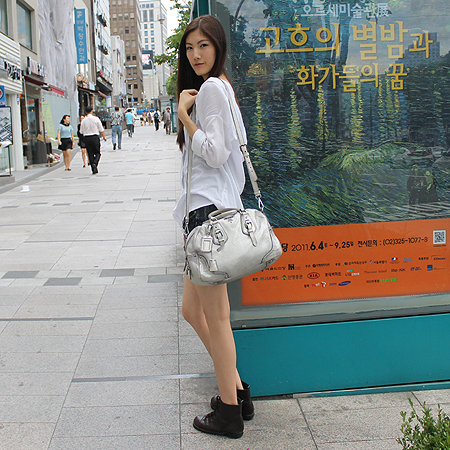 Prada(�����) ���� �ΰ� ��� ��Ż�� ���� ��Ʈ�� + �����Ʈ�� [�б�����������2ȣ��] �̹���6 - ���̺��� �߰���ǰ