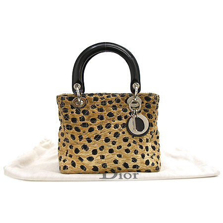 Dior(ũ����î���) �׿��ĵ� ���� ���̵� ��Ʈ�� �̹���2 - ���̺��� �߰���ǰ