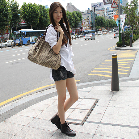Gucci(����) 211943 GG �ΰ� �ڰ��� ��Ű ����� �̹���5 - ���̺��� �߰���ǰ