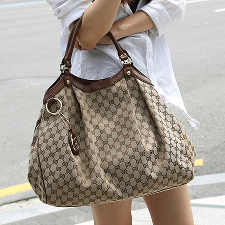 Gucci(����) 211943 GG �ΰ� �ڰ��� ��Ű ����� �̹���6 - ���̺��� �߰���ǰ