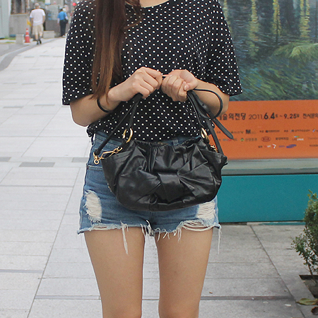 Prada(�����) ������� ���� ����� + ũ�ν� ��Ʈ�� [��õ ������] �̹���5 - ���̺��� �߰���ǰ