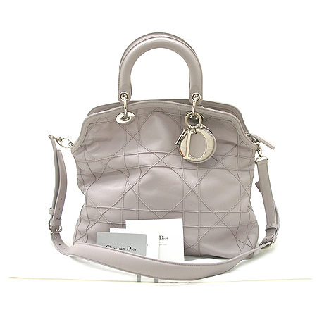 ��� �׶��� 