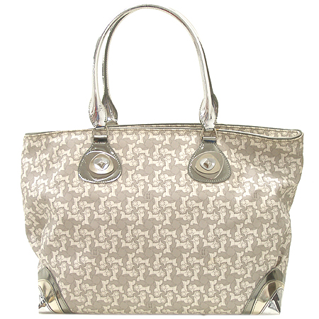 ������  �����