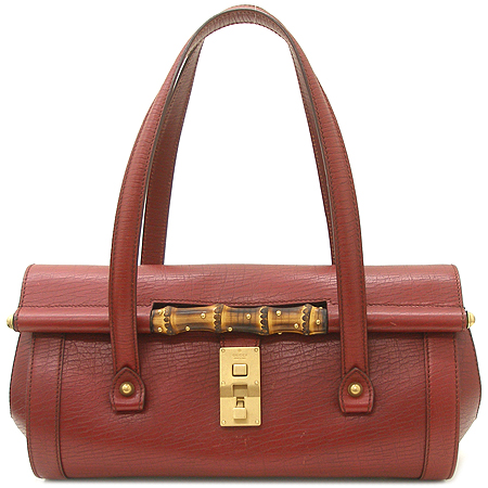 ����  �����