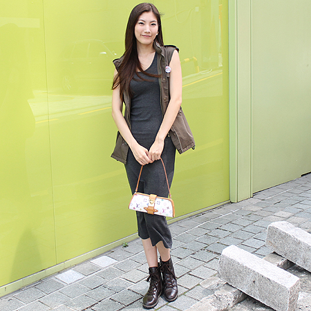 Louis Vuitton(���̺���) M40049 ���׷� ��Ƽ �÷� ȭ��Ʈ �ȸ� Ŭ��ġ�� ����� �̹���5 - ���̺��� �߰���ǰ