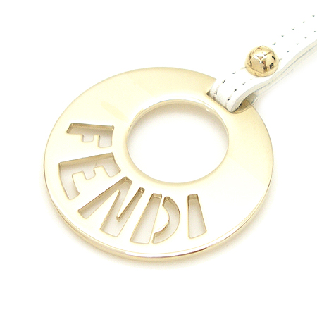 Fendi(���) ŰȦ�� �̹���3 - ���̺��� �߰���ǰ