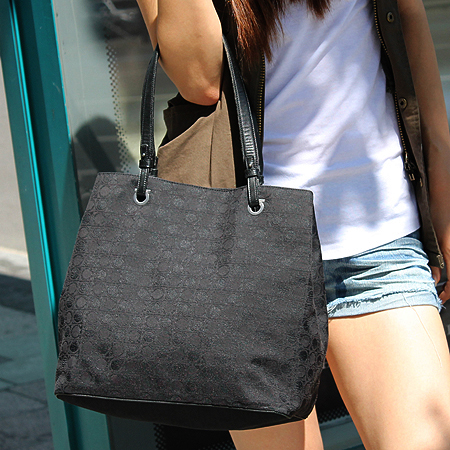 Ferragamo(��󰡸�) 21 3831 ���� ��Ƽ�Ϸΰ� �к긯 �ٰ� ����� �̹���6 - ���̺��� �߰���ǰ