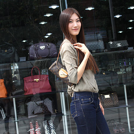 Louis Vuitton(���̺���) M40122 ���׷� ĵ���� ����� Ŭ��ġ�� ����� [�б�����������2ȣ��] �̹���6 - ���̺��� �߰���ǰ