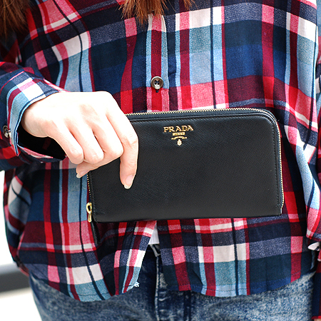 Prada(�����) 1M0506 ���ǾƳ� ¤�� ������ �̹���5 - ���̺��� �߰���ǰ