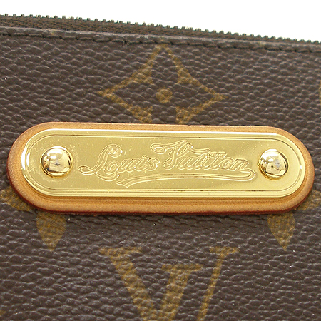 Louis Vuitton(���̺���) M95567 ���׷� ĵ���� ���� Ŭ��ġ 2WAY [��������] �̹���4 - ���̺��� �߰���ǰ