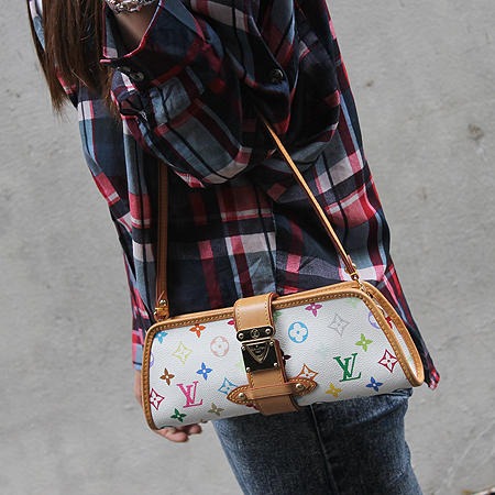 Louis Vuitton(���̺���) M40049 ���׷� ��Ƽ �÷� ȭ��Ʈ �ȸ� Ŭ��ġ�� ����� �̹���6 - ���̺��� �߰���ǰ