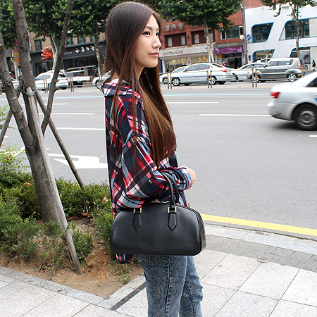 Louis Vuitton(���̺���) M52082 ���� ���� �ڽ��� ��Ʈ�� �̹���6 - ���̺��� �߰���ǰ