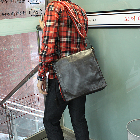 Bally(�߸�) TAN ��ũ ����� �Ｑ ��Ƽġ ũ�ν��� [��������] �̹���5 - ���̺��� �߰���ǰ