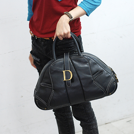 Dior(ũ����î���) �ΰ� ���� ���� ���� ������ ��Ʈ�� [�б�����������2ȣ��] �̹���5 - ���̺��� �߰���ǰ