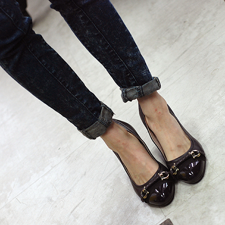 Ferragamo(��󰡸�) ���÷��� ���� ��ġ�Ϸΰ� �����뱸�� [��������] �̹���6 - ���̺��� �߰���ǰ