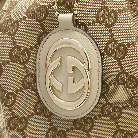Gucci(����) 211943 GG �ΰ� �ڰ��� ��Ű ����� �̹���3 - ���̺��� �߰���ǰ