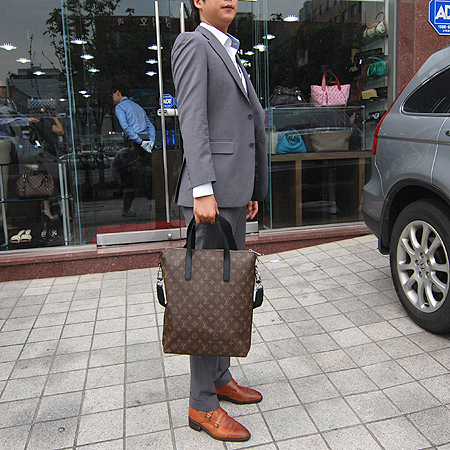 Louis Vuitton(���̺���) M40388 ���׷� ĵ���� ��ī�� Űź 2WAY �̹���5 - ���̺��� �߰���ǰ