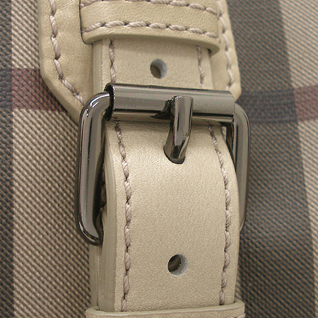 Burberry(������) SMALL SMOKED CHECK(���� ����ũ üũ) 2-WAY �̹���4 - ���̺��� �߰���ǰ