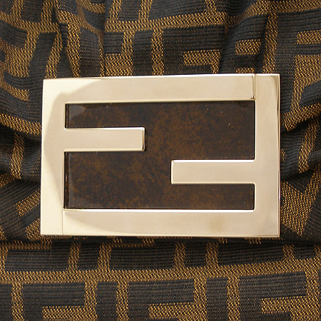 Fendi(���) 8BR614 FF �ΰ� �ڰ��� ��ī ���� �ΰ� ü�� ����� �̹���4 - ���̺��� �߰���ǰ