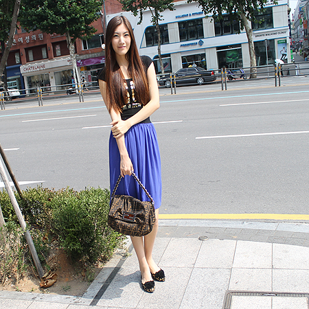 Fendi(���) 8BR614 FF �ΰ� �ڰ��� ��ī ���� �ΰ� ü�� ����� �̹���5 - ���̺��� �߰���ǰ