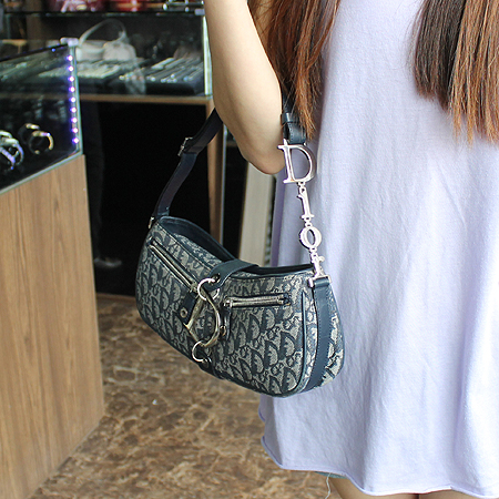 Dior(ũ����î���) ��÷ΰ� �ڰ��� ����� �̹���6 - ���̺��� �߰���ǰ