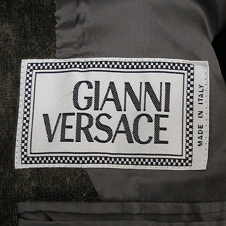 Versace(������ü) ���� �̹���4 - ���̺��� �߰���ǰ