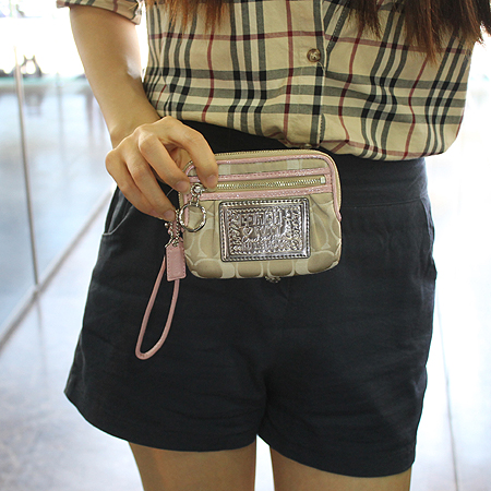 Coach(��ġ) �ñ׳�ó ¤�� �Ŀ�ġ �̹���5 - ���̺��� �߰���ǰ
