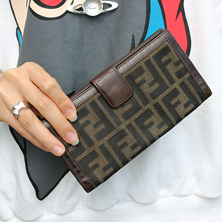 Fendi(���) FF �ΰ� �ڰ��� ������ �̹���5 - ���̺��� �߰���ǰ