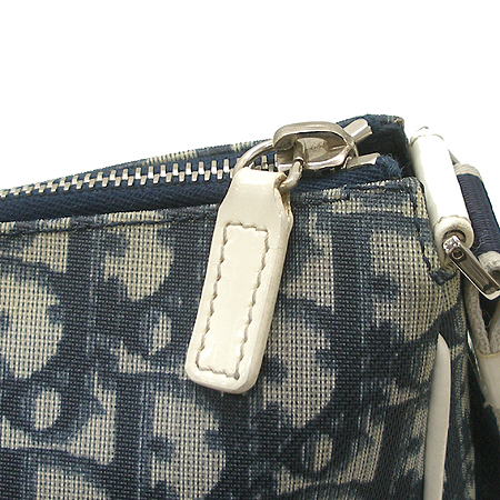 Dior(ũ����î���) �ΰ� PVC ���̴�Ʈ ��Ƽġ ũ�ν��� �̹���4 - ���̺��� �߰���ǰ