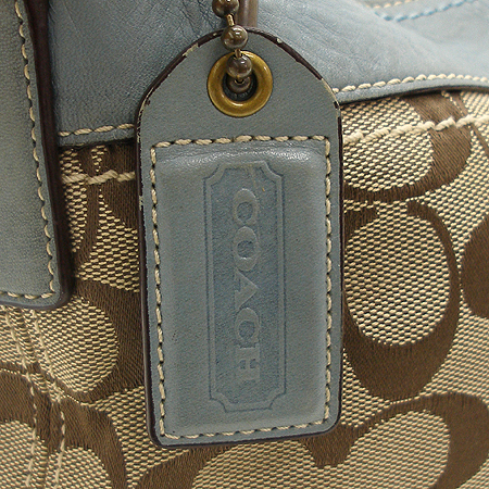 Coach(��ġ) �ñ׳��ķΰ� �ڰ��� ���� ��Ƽġ ����� �̹���4 - ���̺��� �߰���ǰ