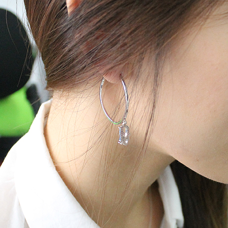 Dior(ũ����î���) �ΰ� ��� �Ͱ��� [�б�������] �̹���6 - ���̺��� �߰���ǰ