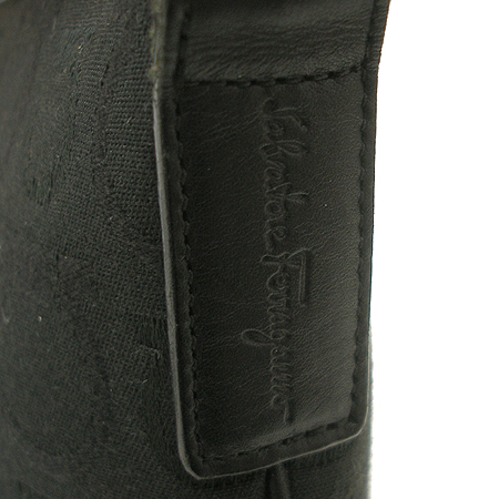 Ferragamo(��󰡸�) 21 5761 ��ġ�� �ΰ� ũ�ν��� �̹���4 - ���̺��� �߰���ǰ