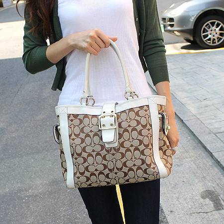 Coach(��ġ) �ñ׳��� ���� ���� ��Ʈ��� ��Ʈ�� [�б�������] �̹���6 - ���̺��� �߰���ǰ