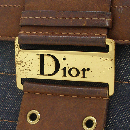Dior(ũ����î���) ��Ƽ ���� �к긯 �޽��� ����� �̹���4 - ���̺��� �߰���ǰ