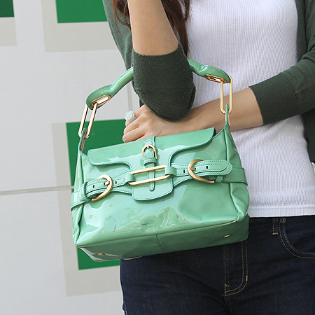 JIMMY CHOO(������) ������ ����� �̹���5 - ���̺��� �߰���ǰ