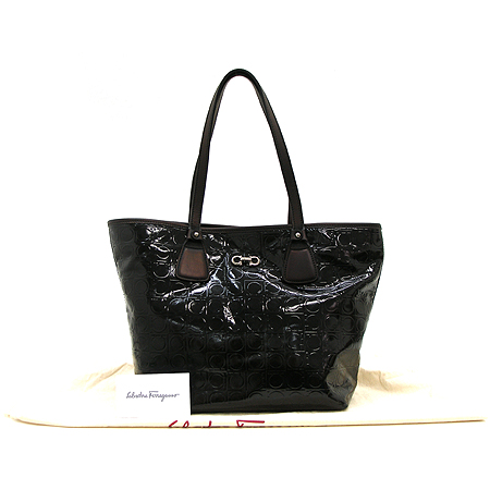 Ferragamo(��󰡸�) 21-B476 ��ġ�Ϸΰ� ���̴�Ʈ ��Ʈ�� �̹���2 - ���̺��� �߰���ǰ