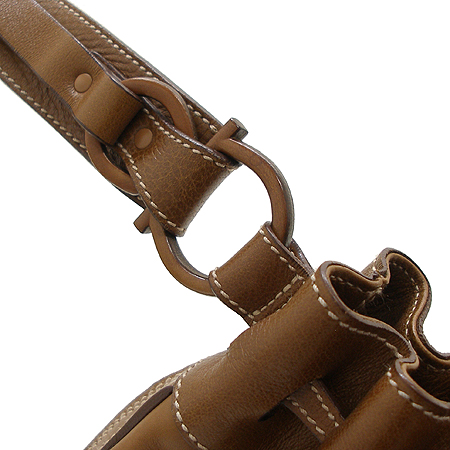 Ferragamo(��󰡸�) 21 6390 ���� ���� ȣ�� ����� �̹���4 - ���̺��� �߰���ǰ