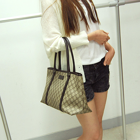 Gucci(����) 114595 GG �ΰ� PVC ���� ����� [��������] �̹���6 - ���̺��� �߰���ǰ