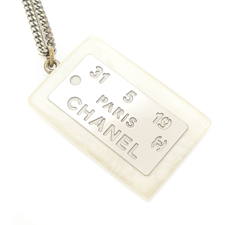 Chanel(����) ��Ż �簢 �÷���Ʈ ü�� ����� �̹���3 - ���̺��� �߰���ǰ