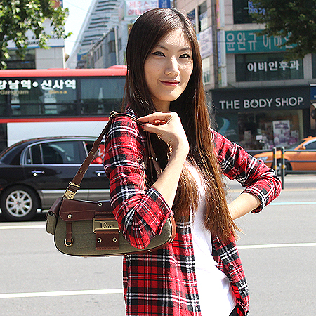 Dior(ũ����î���) īŰ �к긯 ����� ȥ�� ��Ƽ ���� ����� [��������] �̹���6 - ���̺��� �߰���ǰ