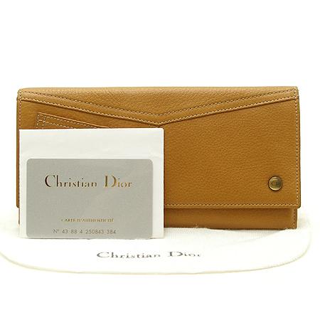 Dior(ũ����î���) ������� ������ ������ �̹���2 - ���̺��� �߰���ǰ