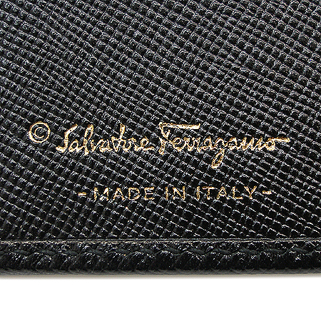 Ferragamo(��󰡸�) 22 0120 �������� ���� ��ġ�� ������ [��������] �̹���3 - ���̺��� �߰���ǰ