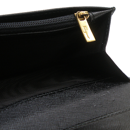 Ferragamo(��󰡸�) 22 0120 �������� ���� ��ġ�� ������ [��������] �̹���4 - ���̺��� �߰���ǰ