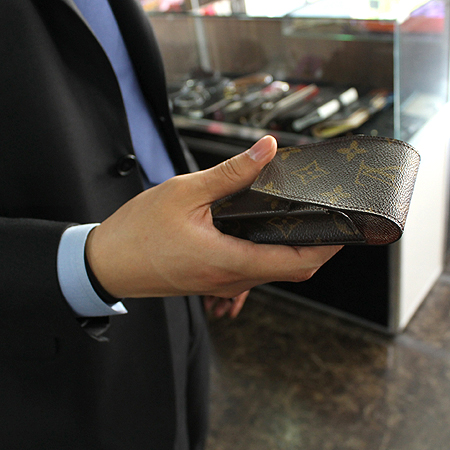 Louis Vuitton(���̺���) M63024 ���׷� ĵ���� �ð��� ���̽� �̹���5 - ���̺��� �߰���ǰ