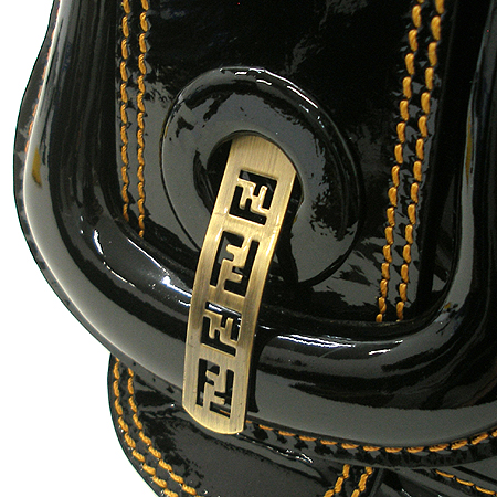 Fendi(���) 8BN165 ���̴�Ʈ  B�� ����� [�б�������] �̹���4 - ���̺��� �߰���ǰ