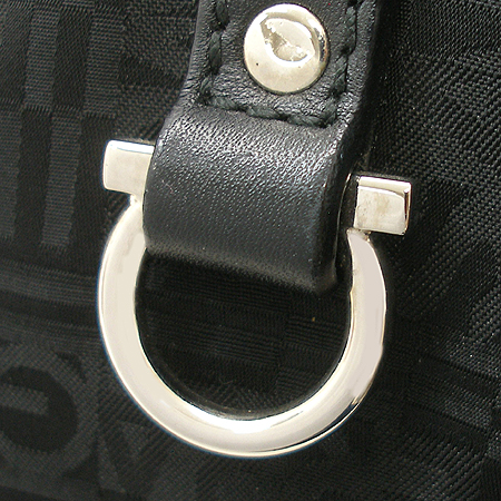 Ferragamo(��󰡸�) 21 A838 �к긯 ���Ӹ� ��Ʈ�� �̹���3 - ���̺��� �߰���ǰ