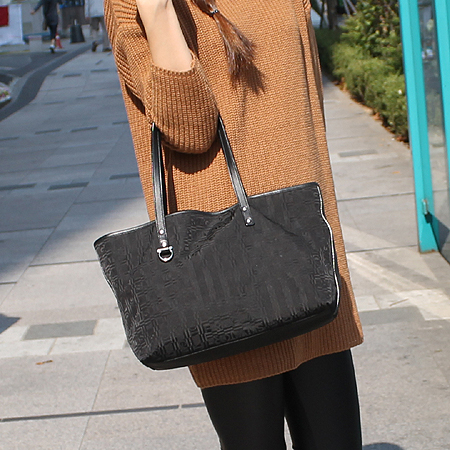 Ferragamo(��󰡸�) 21 A838 �к긯 ���Ӹ� ��Ʈ�� �̹���6 - ���̺��� �߰���ǰ