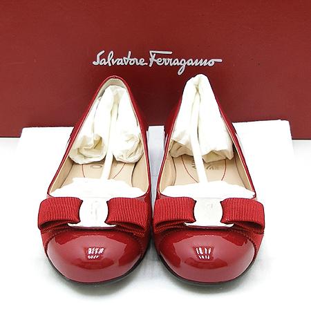 Ferragamo(��󰡸�) ���� �ٶ� ��� ������ ������ ���� �̹���2 - ���̺��� �߰���ǰ