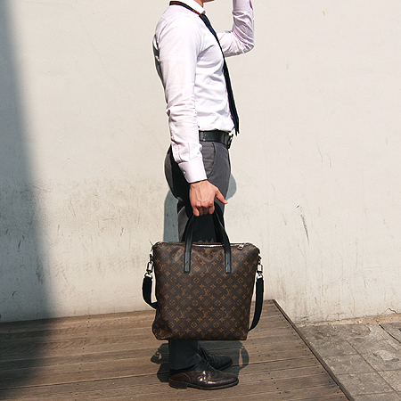 Louis Vuitton(���̺���) M40388 ���׷� ��ī�� ĵ���� Űź 2WAY [��������] �̹���5 - ���̺��� �߰���ǰ