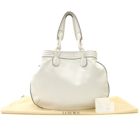 Loewe(�ο���) �ǿ���Ÿ ȭ��Ʈ ���� �� ȣ�� ����� �̹���2 - ���̺��� �߰���ǰ